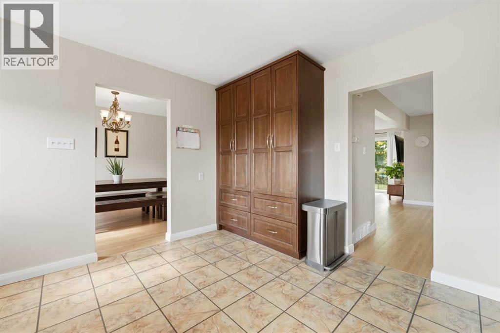 9 Foxwell Road Se Property Photo 19