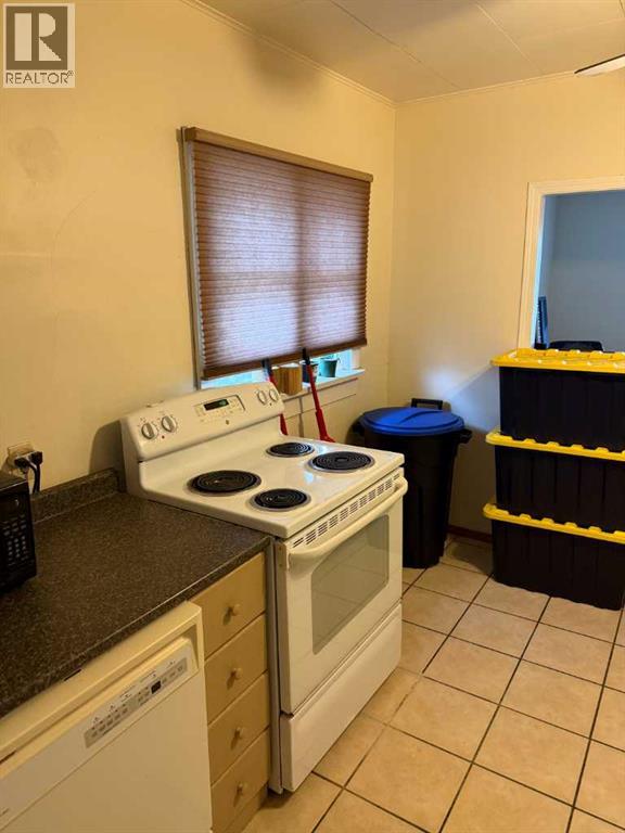 762 9 Street Se Property Photo 9