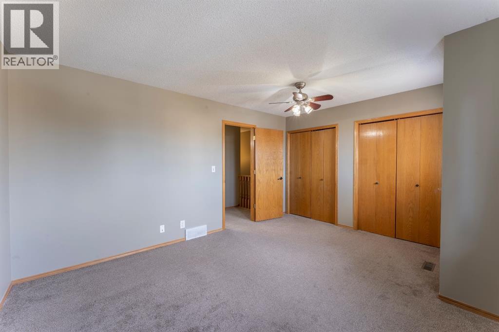16 Davis Close Property Photo 21
