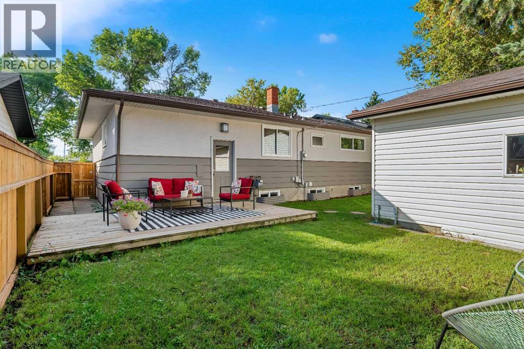 151 Fyffe Road Se Property Photo 35