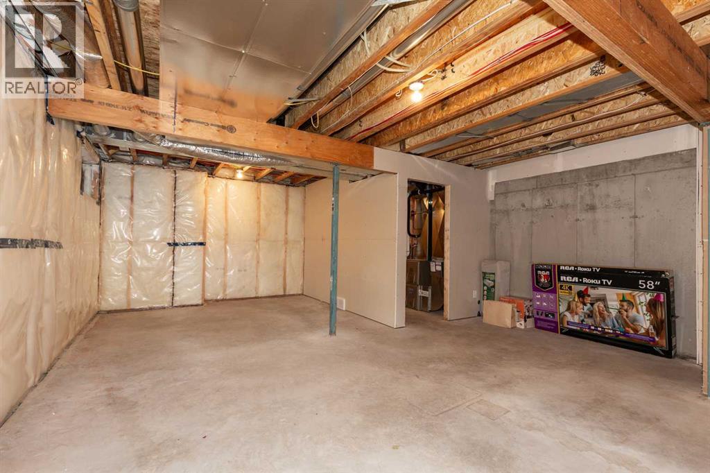 210 Firelight Way West Property Photo 28