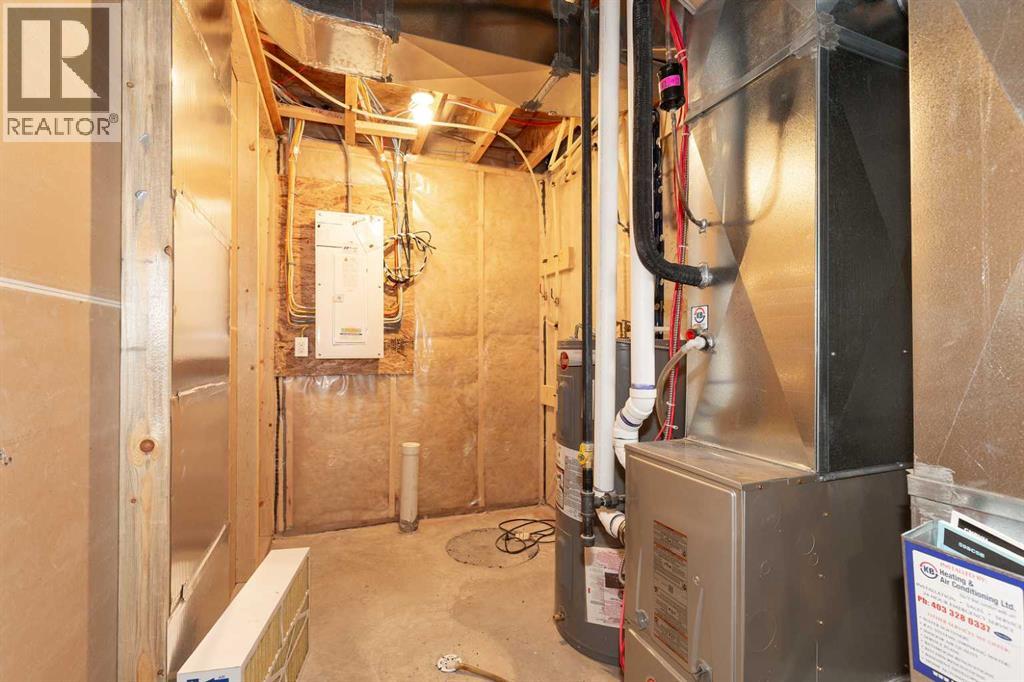 210 Firelight Way West Property Photo 30