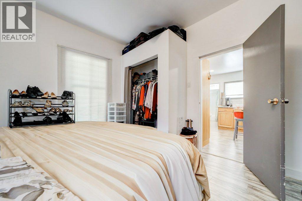 13221 17 Avenue Property Photo 19