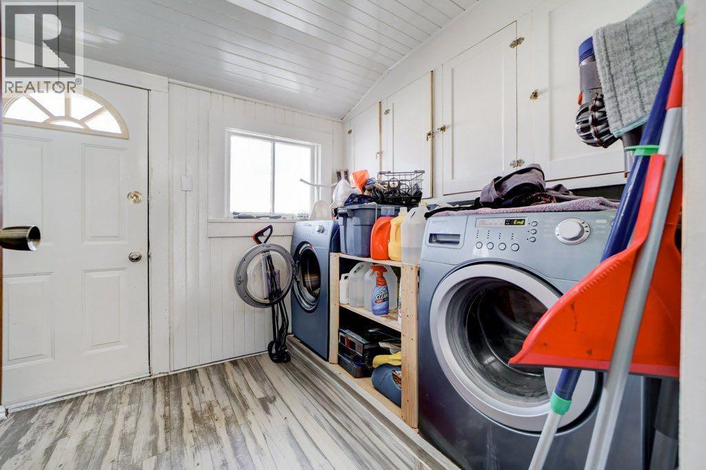 13221 17 Avenue Property Photo 22