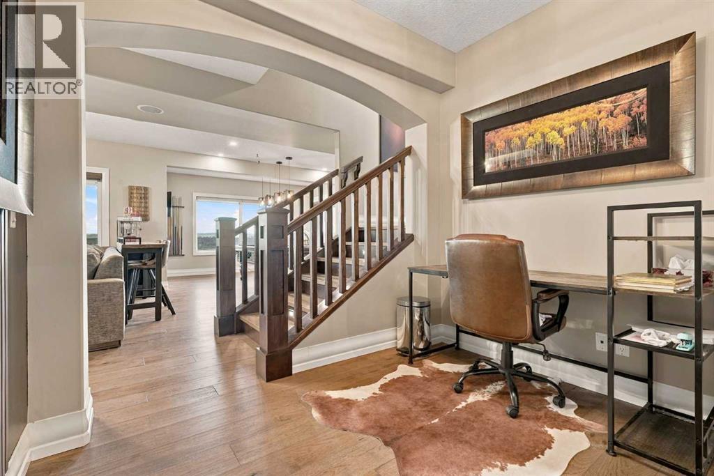 196 Cranleigh Terrace Se Property Photo 41