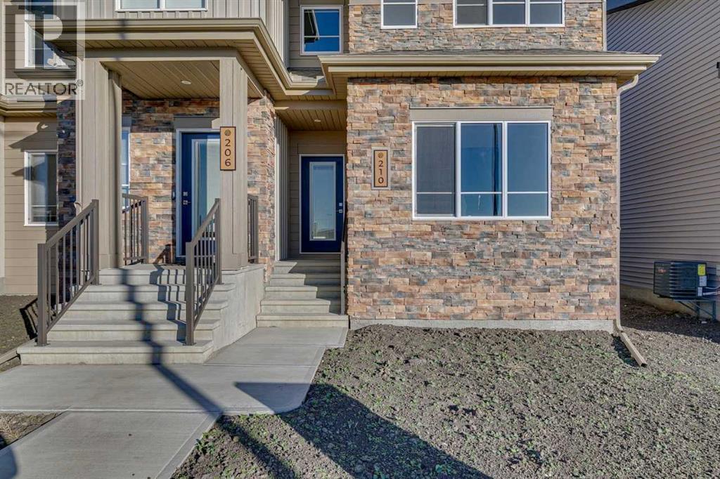 210 Heartwood Parade SE Property Photo 1
