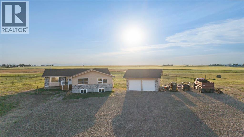 578099 83 Street E Property Photo 9