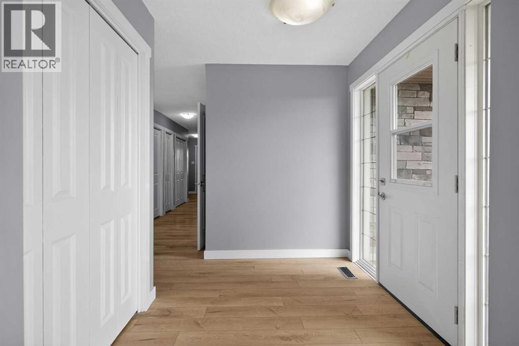 578099 83 Street E Property Photo 16