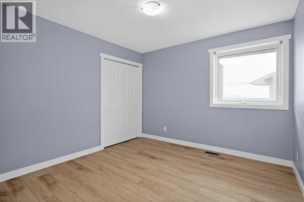 578099 83 Street E Property Photo 34