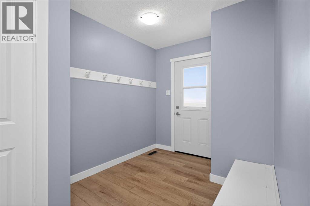 578099 83 Street E Property Photo 40