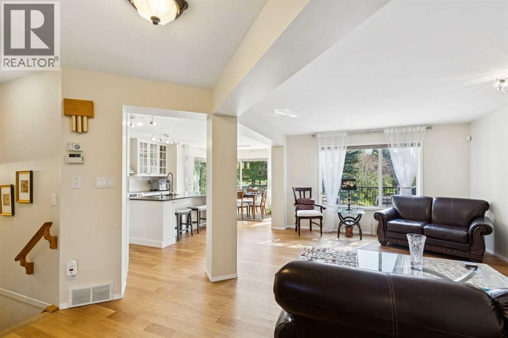 3766 Springbank Drive Sw Property Photo 5