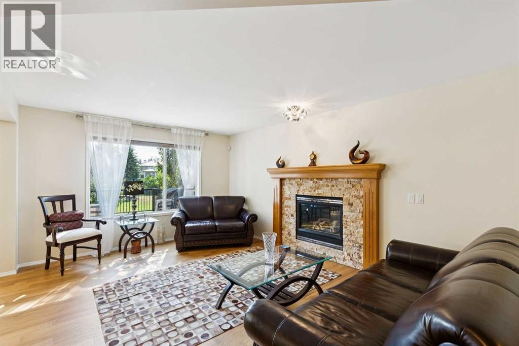 3766 Springbank Drive Sw Property Photo 6