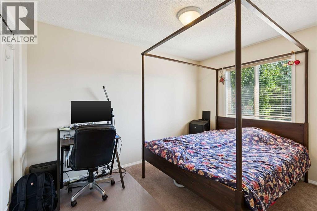 3766 Springbank Drive Sw Property Photo 28