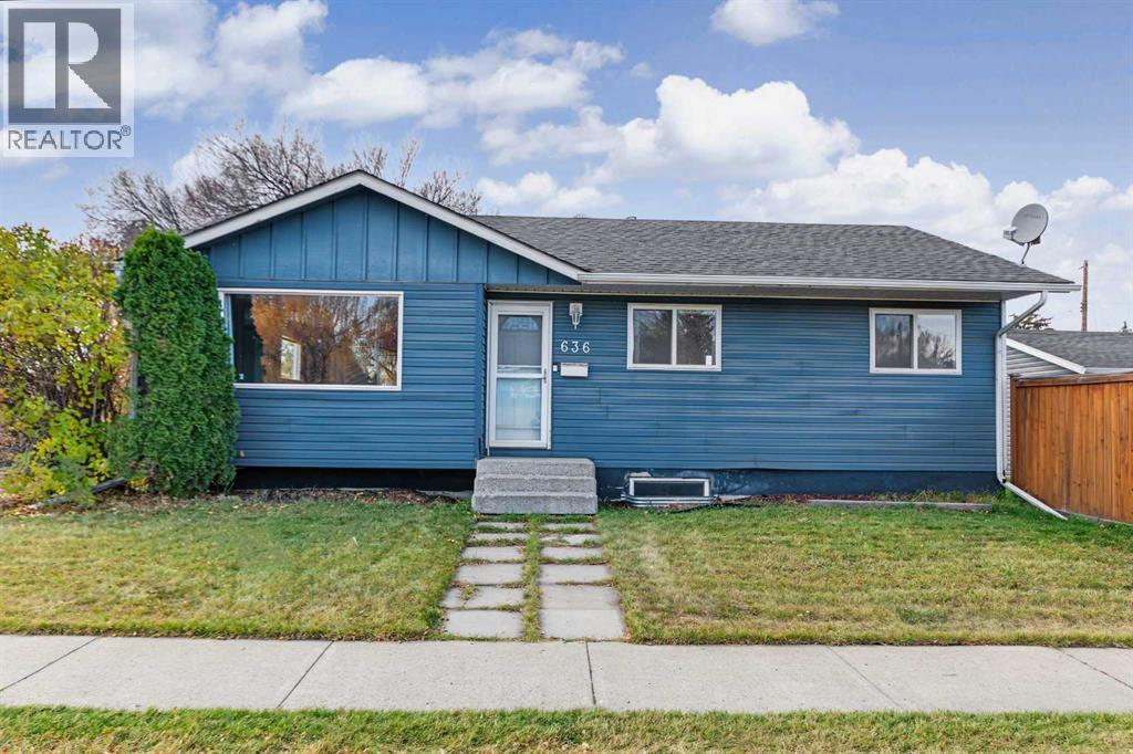 636 Avery Place Se Property Photo 1