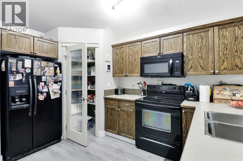 220 Jordan Parkway Property Photo 8