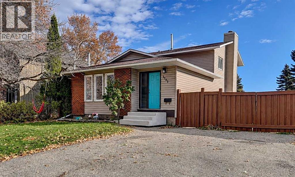 7301 97a Street Property Photo 1