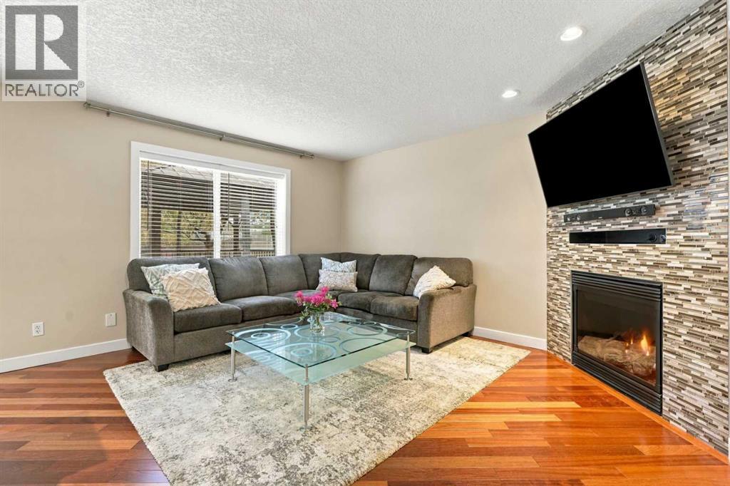 185 Silverado Plains Close Sw Property Photo 4