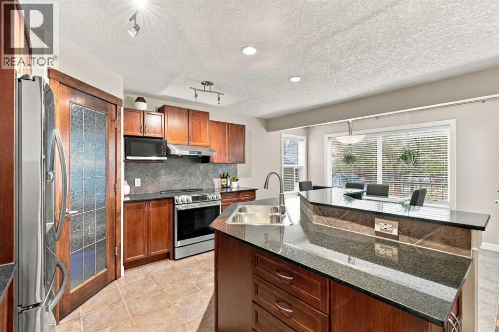 185 Silverado Plains Close Sw Property Photo 10