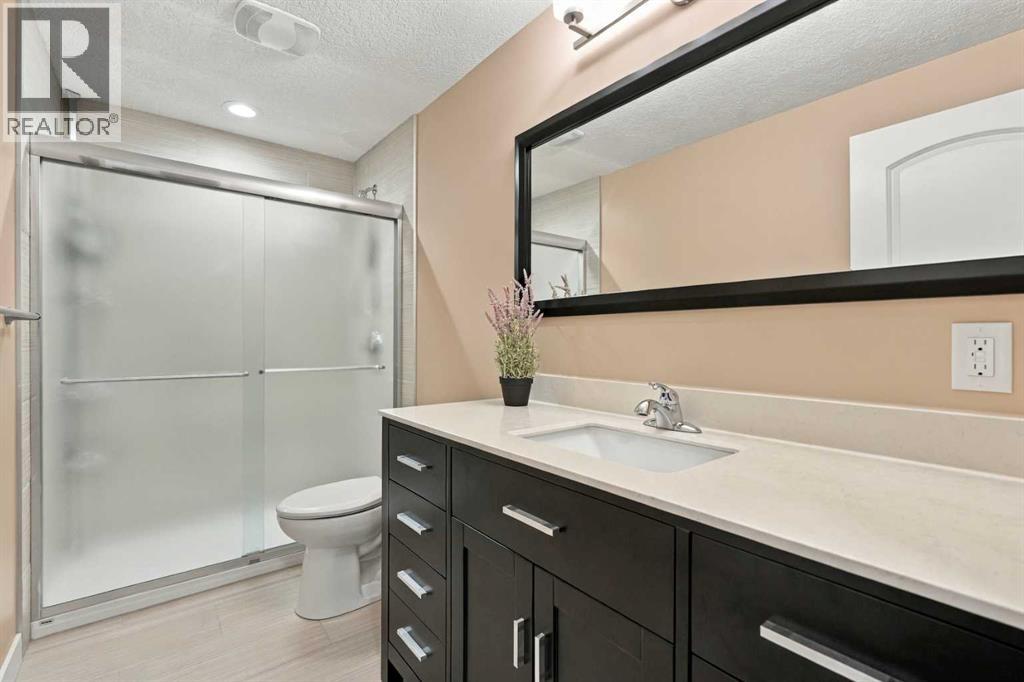 185 Silverado Plains Close Sw Property Photo 32