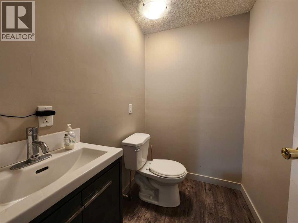 239 30 Avenue Nw Property Photo 15