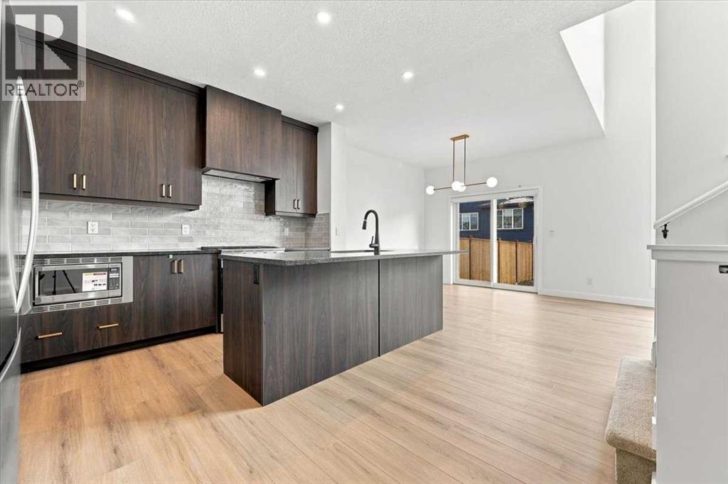 52 Corner Glen Square Ne Property Photo 19