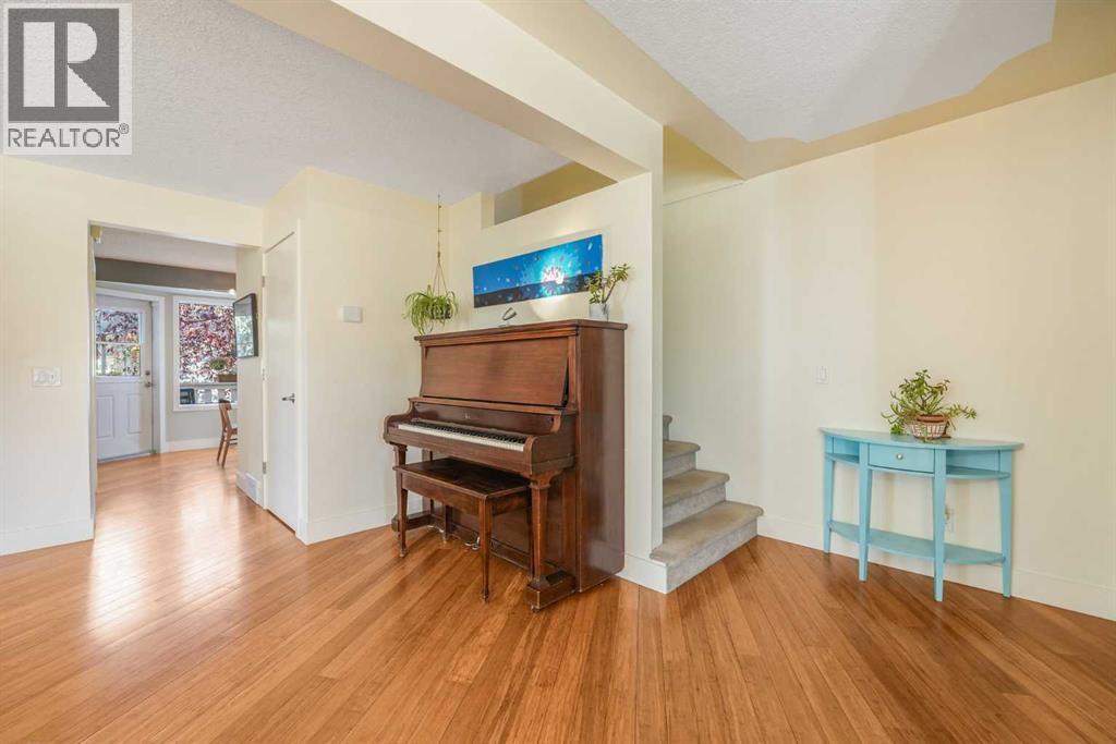 555 Killarney Glen Court Sw Property Photo 13