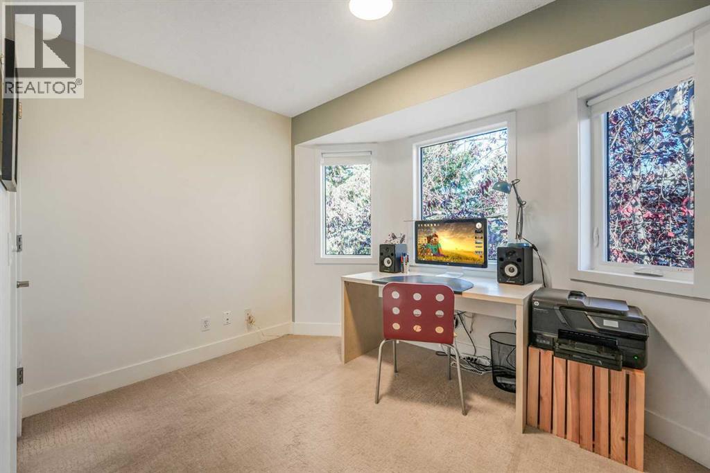 555 Killarney Glen Court Sw Property Photo 38