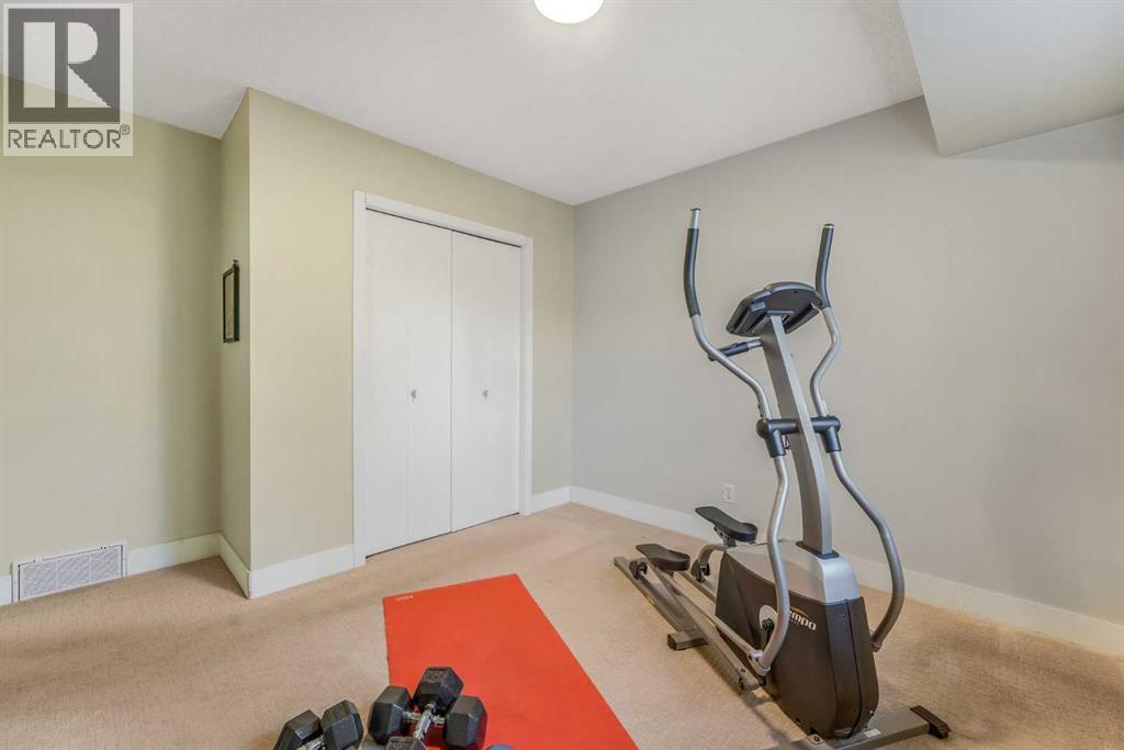 555 Killarney Glen Court Sw Property Photo 41