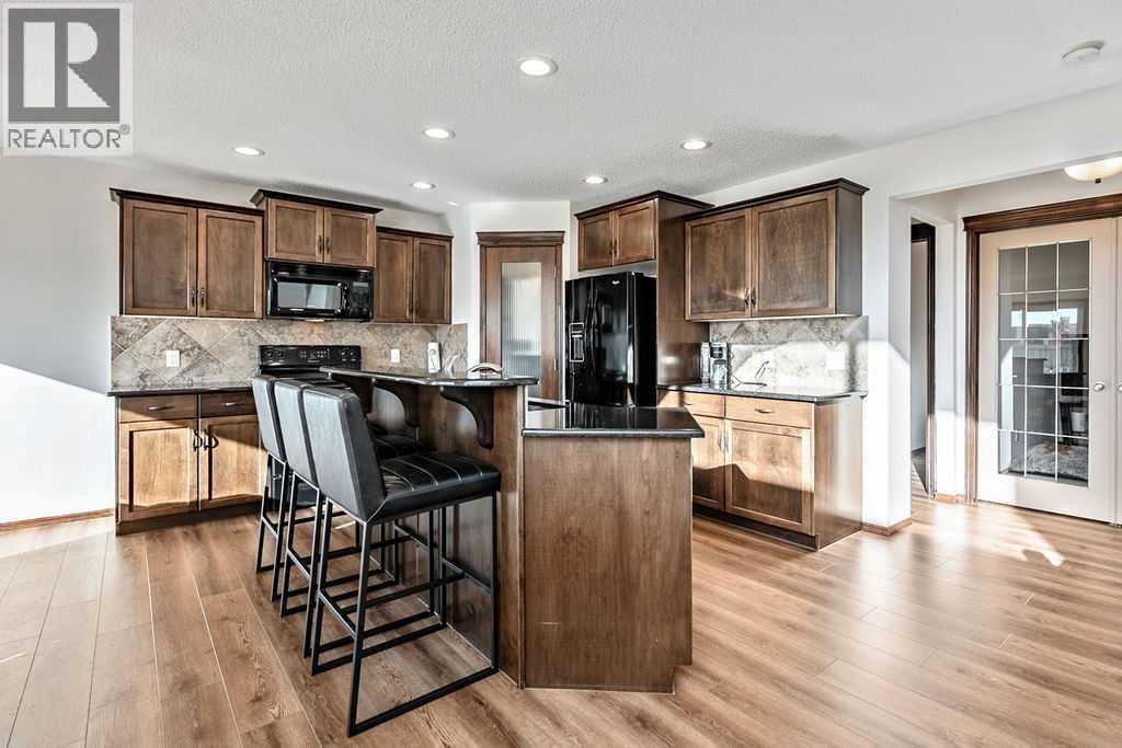 180 Chapalina Heights Se Property Photo 9