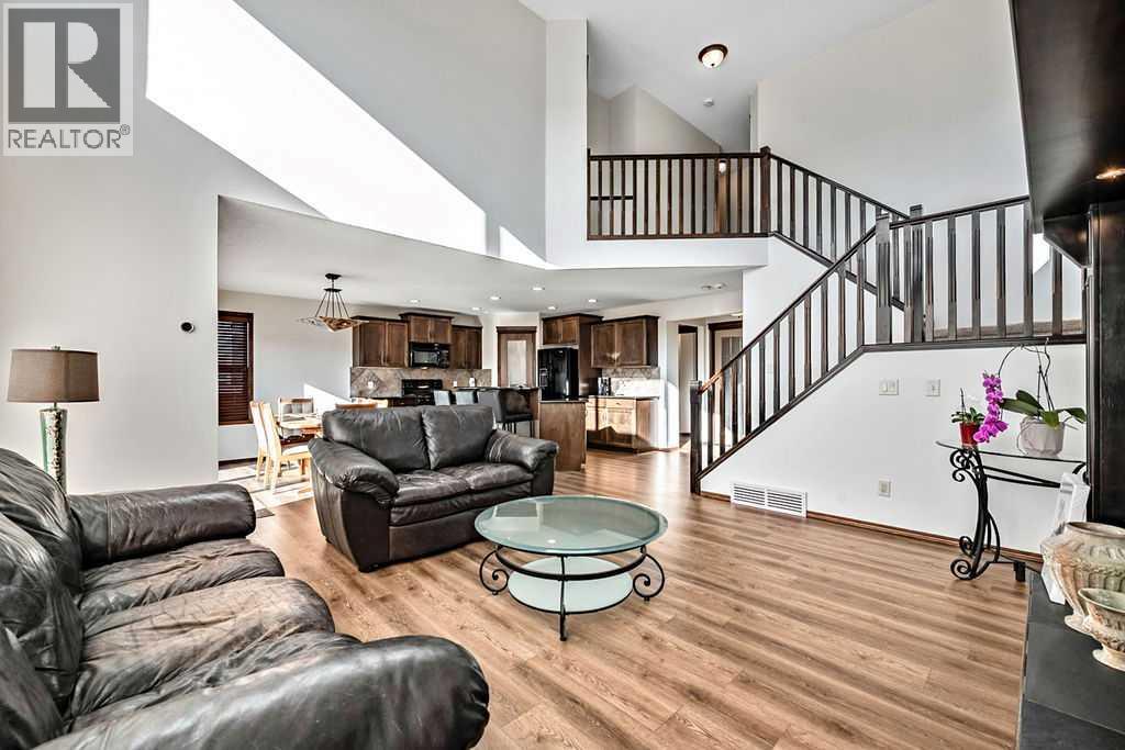 180 Chapalina Heights Se Property Photo 17