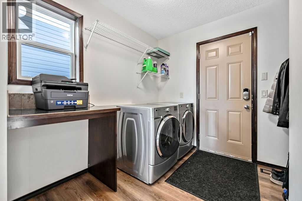 180 Chapalina Heights Se Property Photo 20