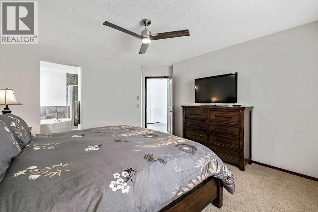180 Chapalina Heights Se Property Photo 24
