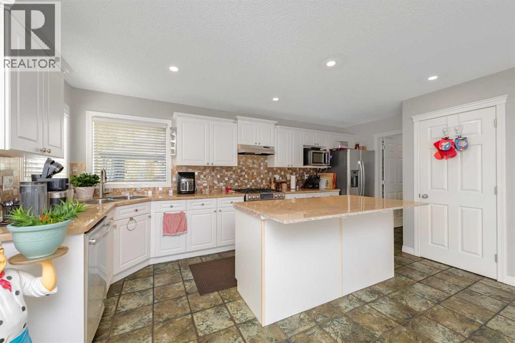 249 West Lakeview Place Property Photo 3