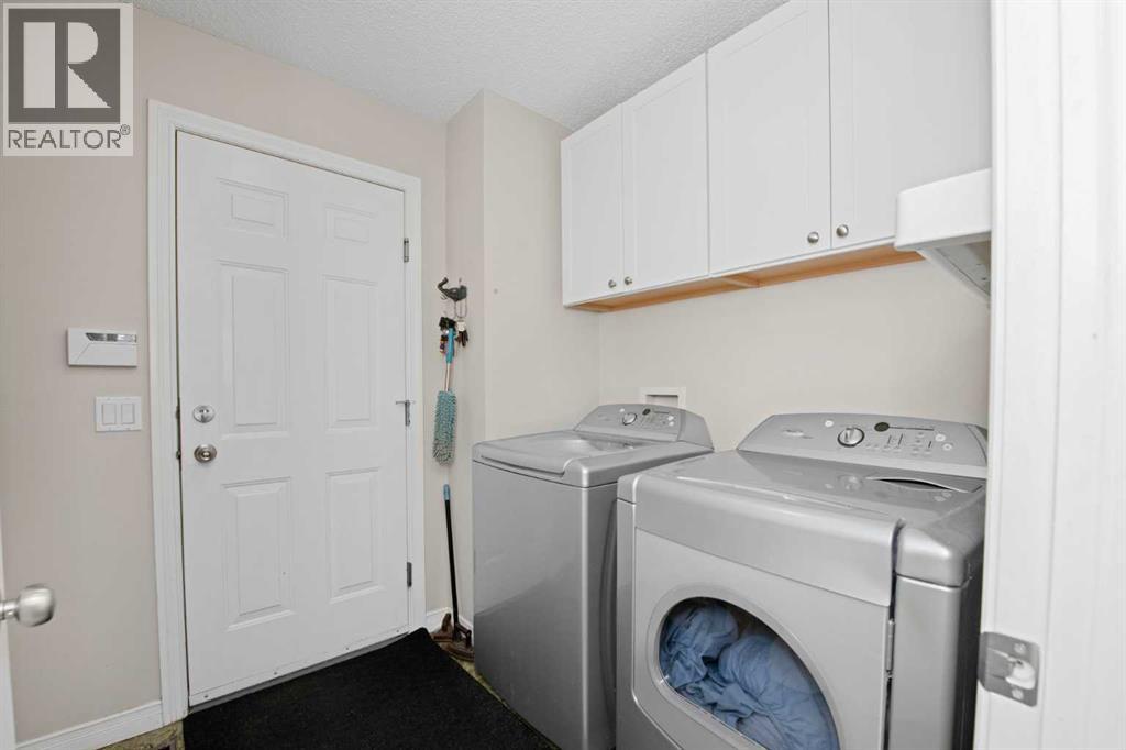 249 West Lakeview Place Property Photo 11