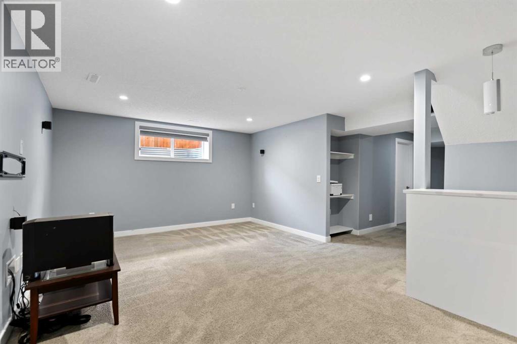 264 Willowmere Way Property Photo 35