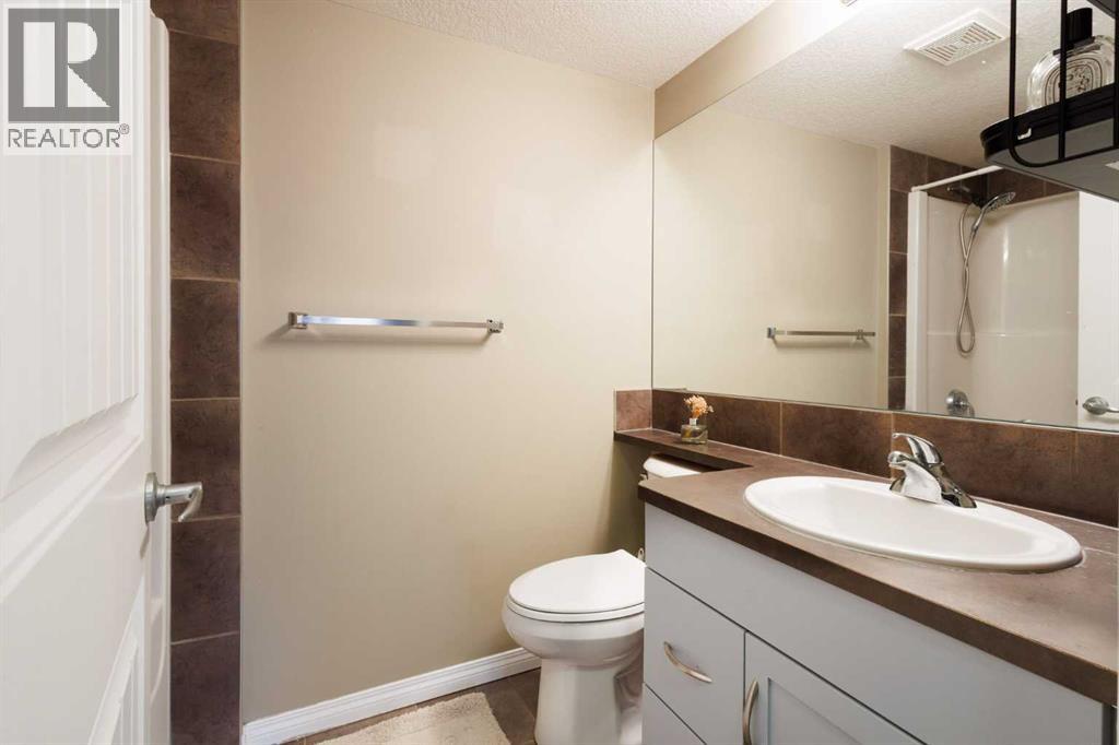 31 Country Village Manor Northeast Property Photo 20