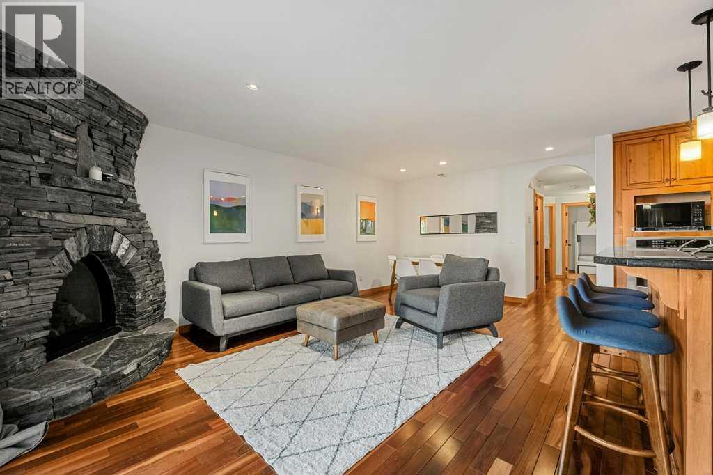 714 3rd Street Property Photo 3