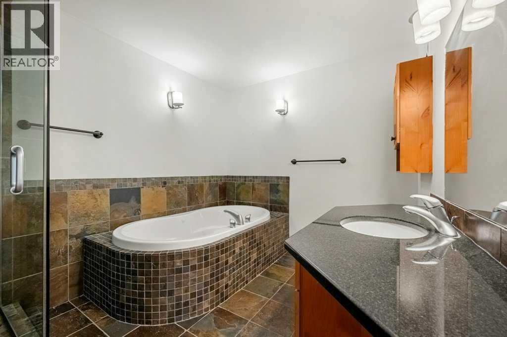 714 3rd Street Property Photo 24