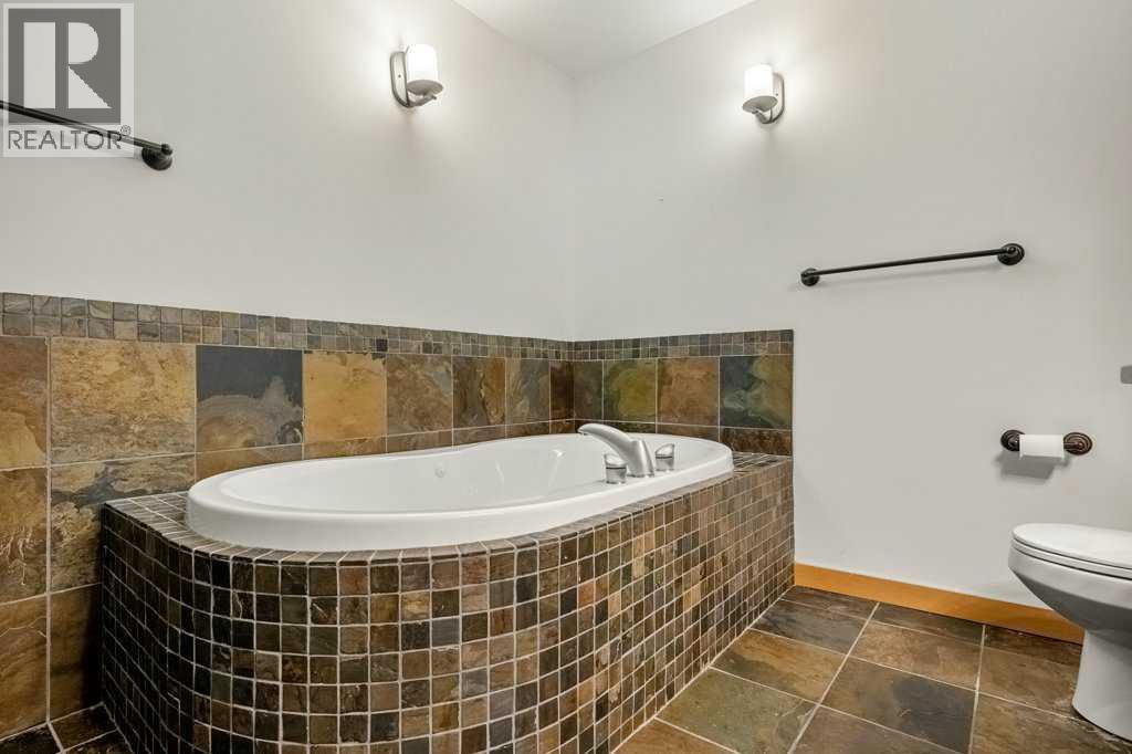 714 3rd Street Property Photo 28