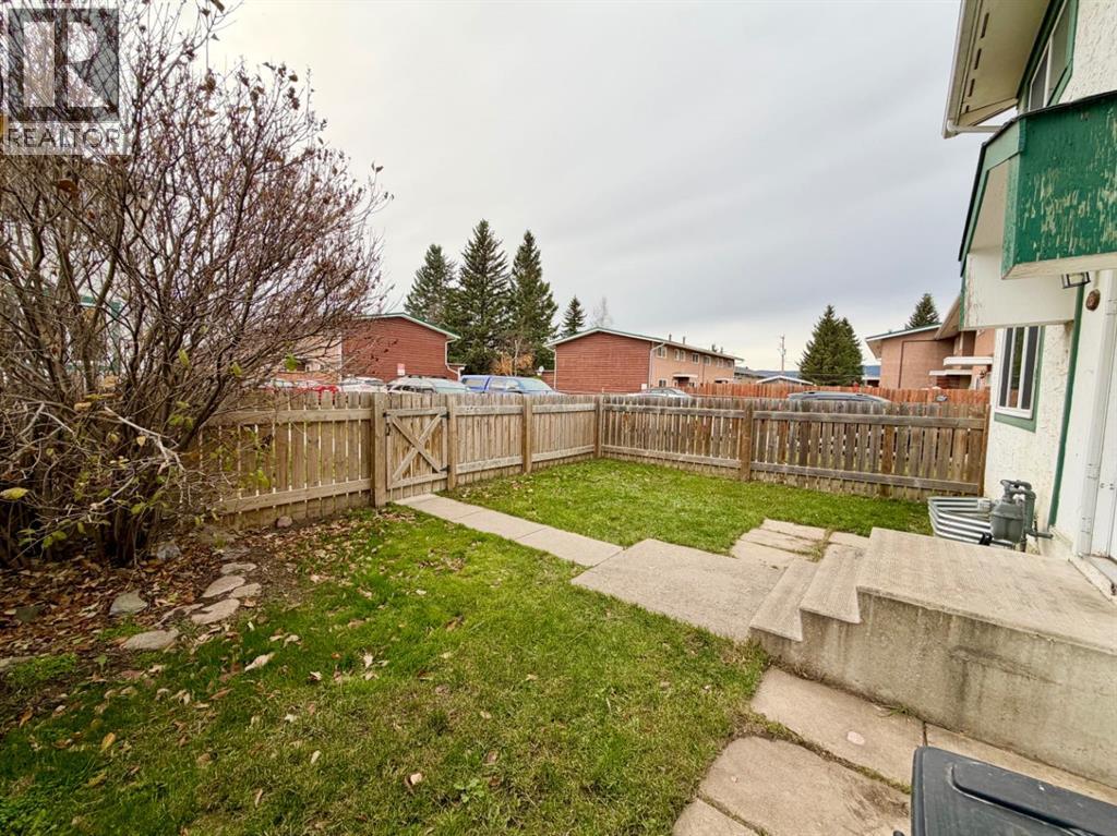 110 Tamarack Avenue Property Photo 3