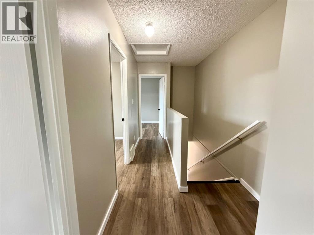 110 Tamarack Avenue Property Photo 11