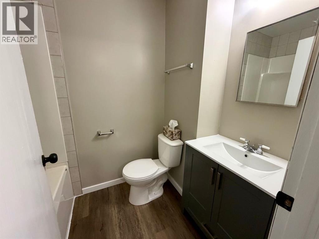 110 Tamarack Avenue Property Photo 19