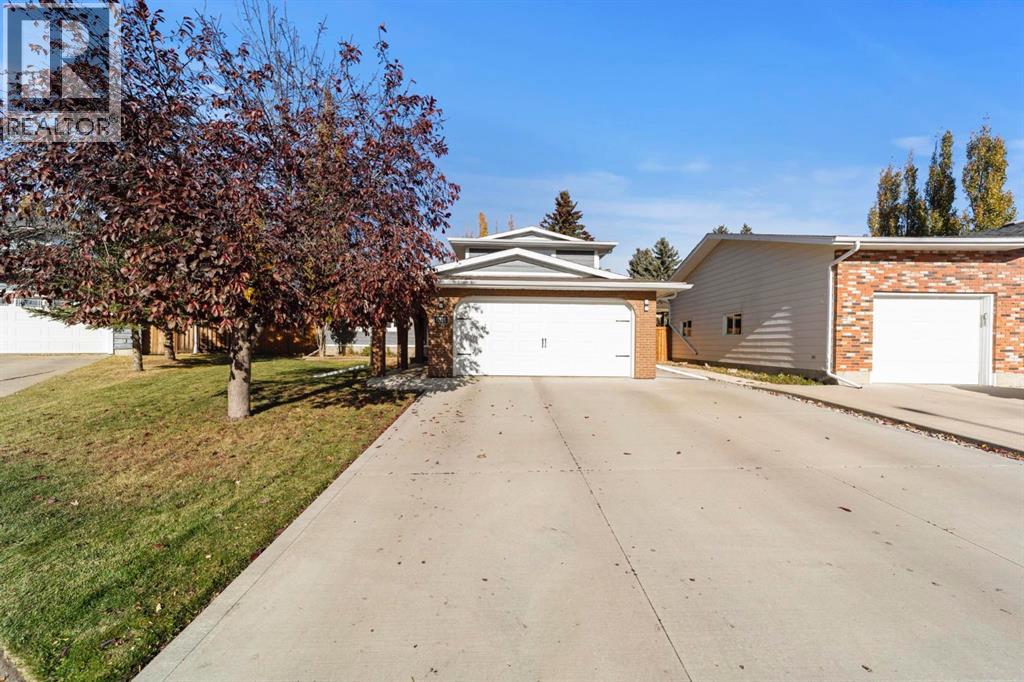 6310 43a Avenue Close Property Photo 3