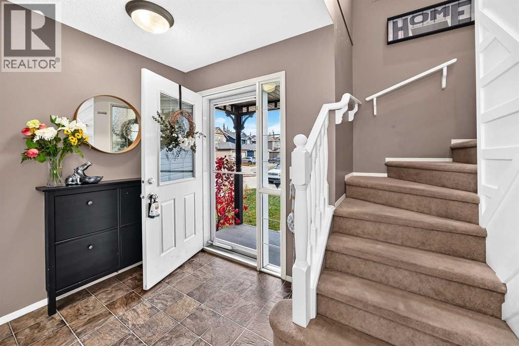 165 Covehaven Gardens Ne Property Photo 3