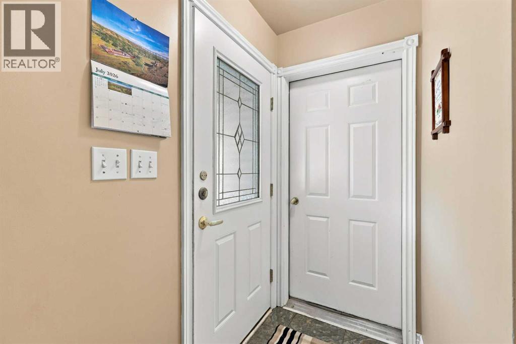 3000 35 Street Property Photo 18