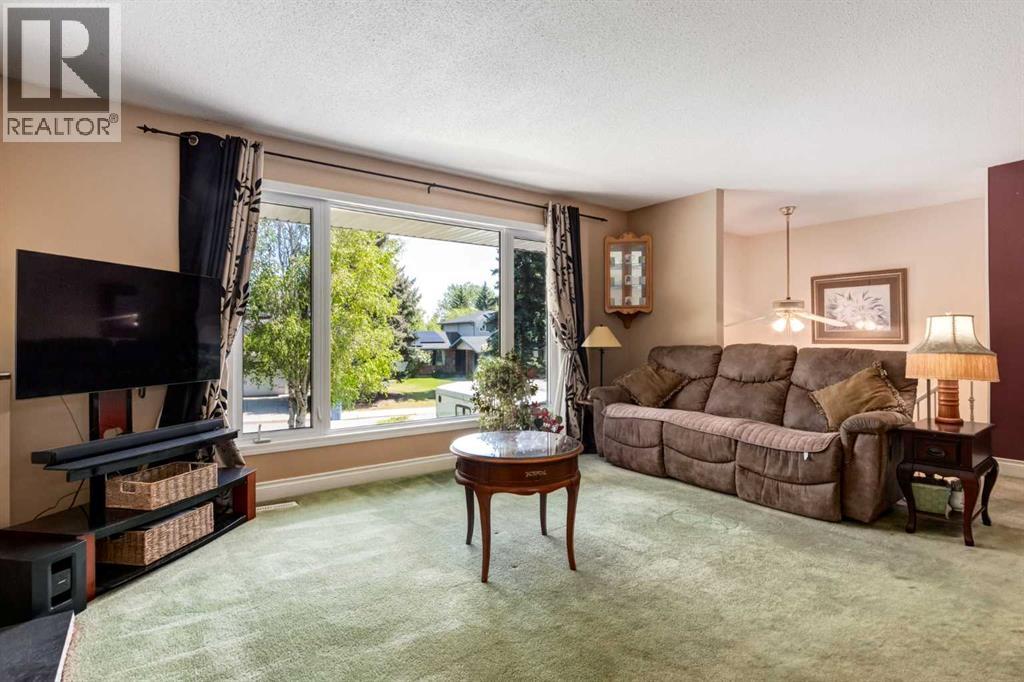 216 Cannington Place Sw Property Photo 13