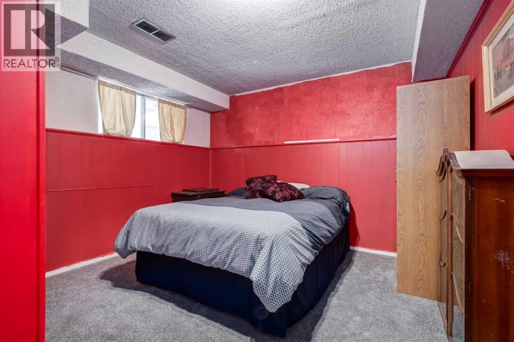 216 Cannington Place Sw Property Photo 24