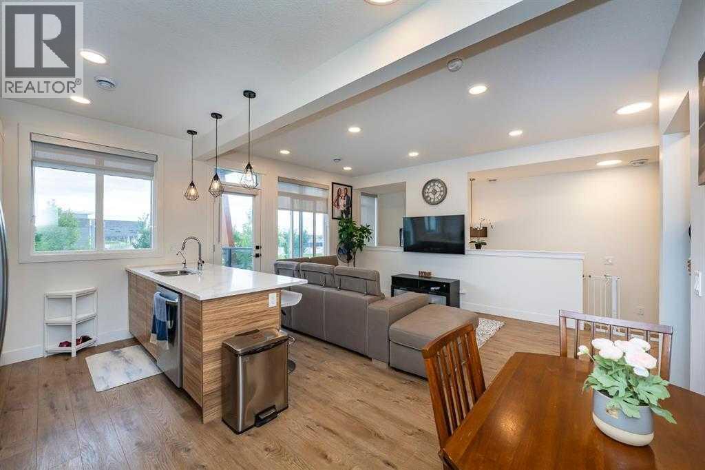4673 Seton Drive Se Property Photo 5