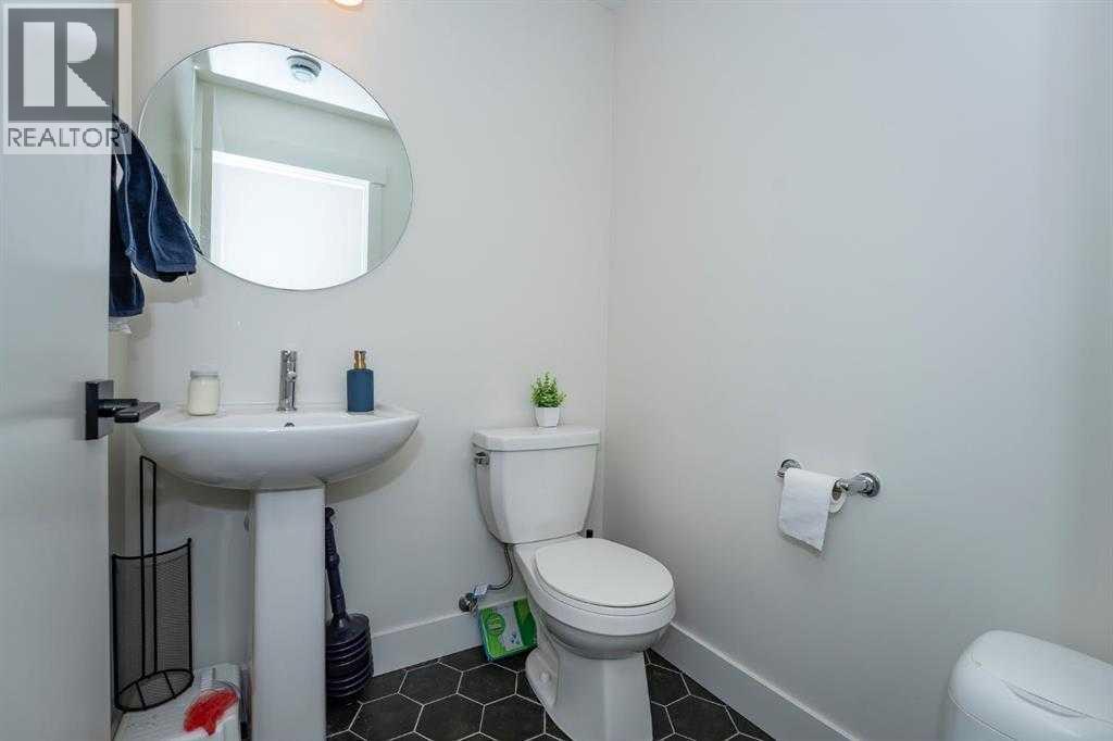 4673 Seton Drive Se Property Photo 8