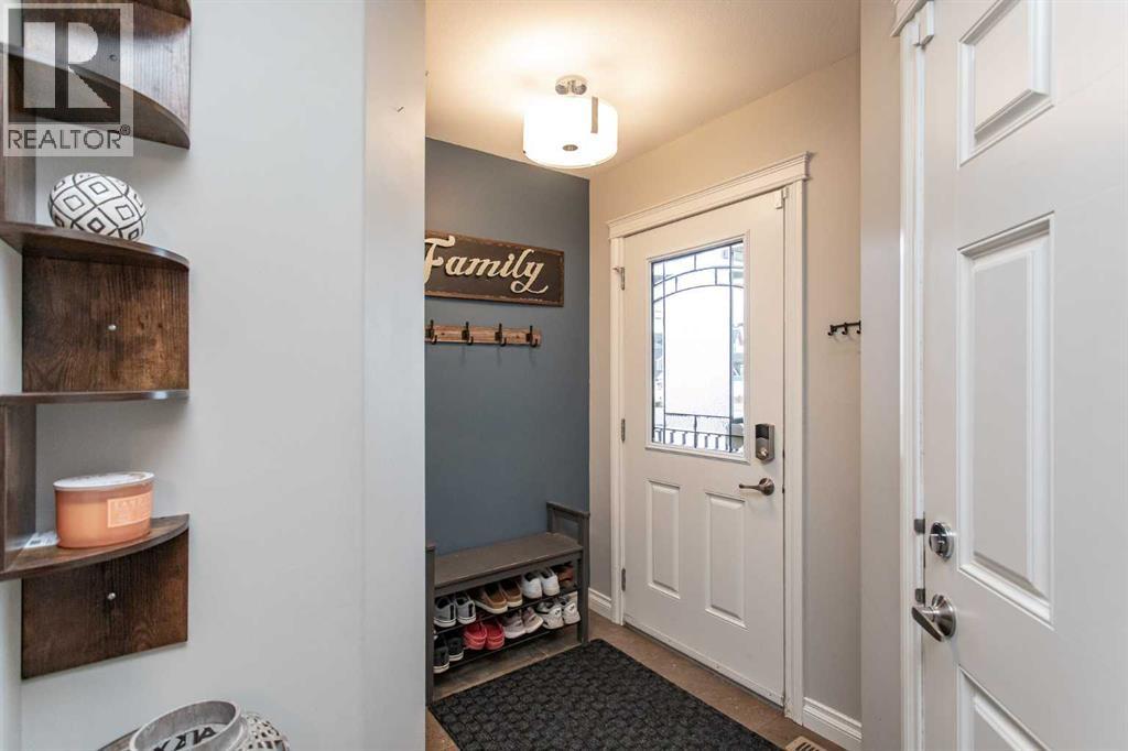 56 Van Slyke Way Property Photo 2